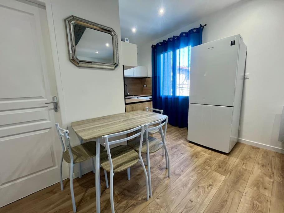 Appartamento T2 Renove A 15 Min De Lyon Pierre-Bénite