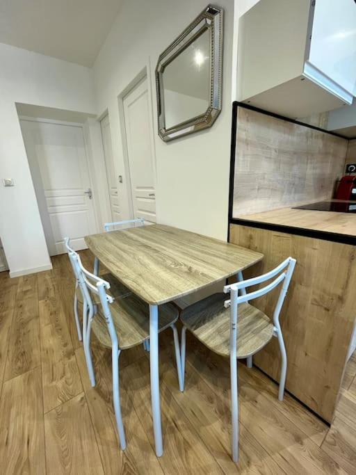 T2 Renove A 15 Min De Lyon Appartement